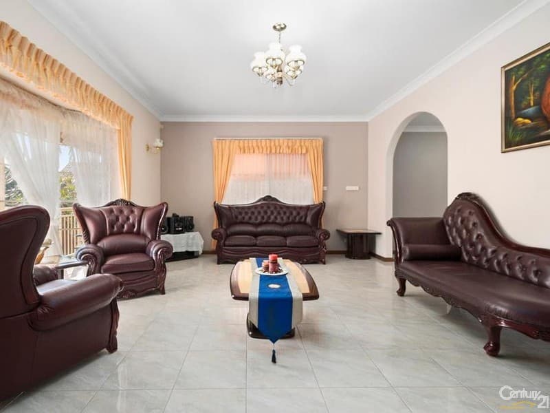 22 Ingham Drive, Casula, NSW, 2170, Casula - Thumbnail 2