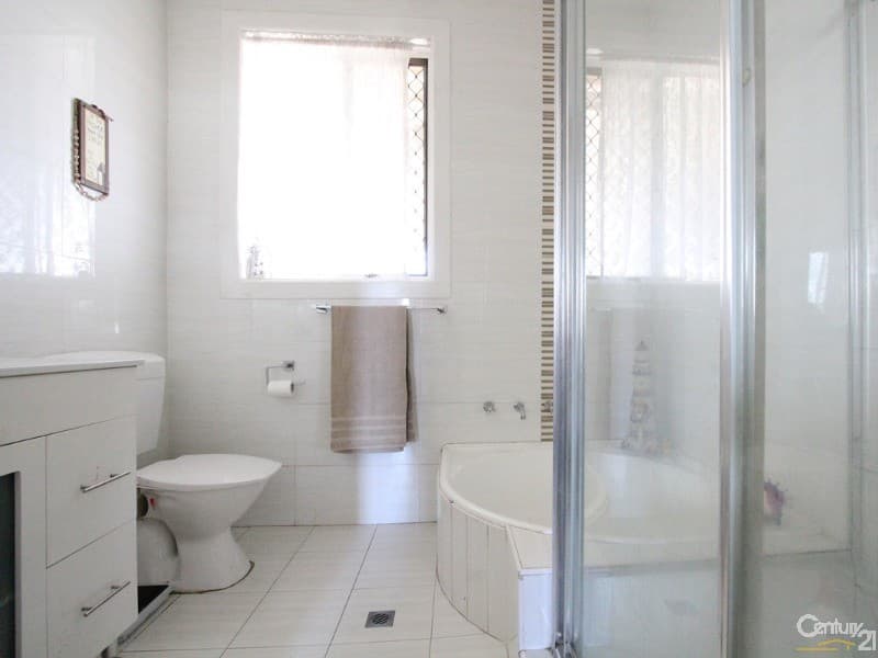 57  Amalfi Street, Lurnea, NSW, 2170, Lurnea - Thumbnail 6