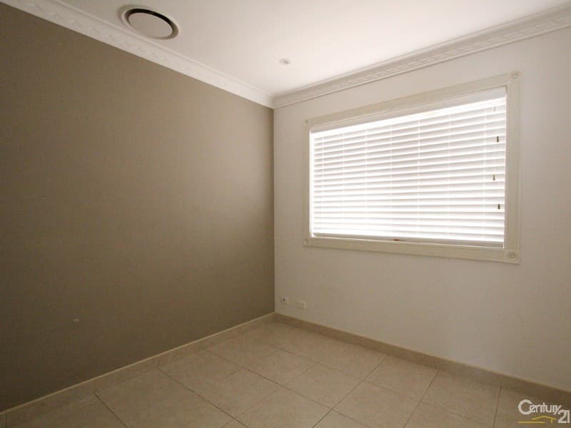 66 Oliveri Crescent, Green Valley, NSW, 2168, Green Valley - Thumbnail 8