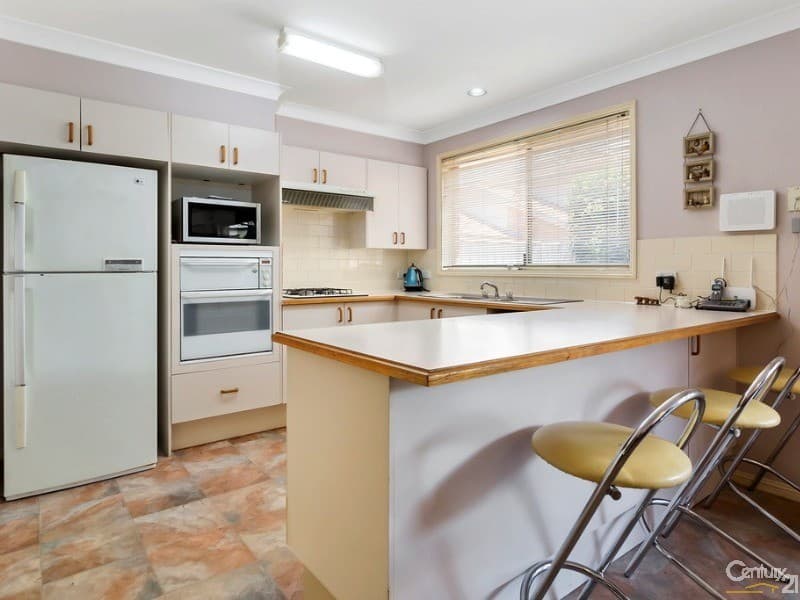 6 Bungonia Court, Wattle Grove, NSW, 2173, Wattle Grove - Thumbnail 2