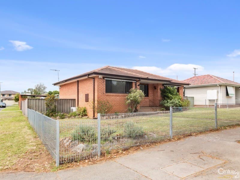30  Mawson Drive, Cartwright, NSW, 2168, Cartwright - Thumbnail 7