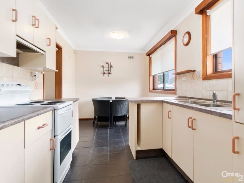 30  Mawson Drive, Cartwright, NSW, 2168, Cartwright - Thumbnail 3