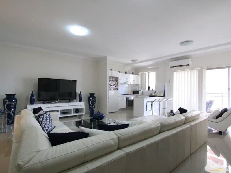 69/24 Lachlan Street, Liverpool, NSW, 2170, Goomboorian - Thumbnail 2