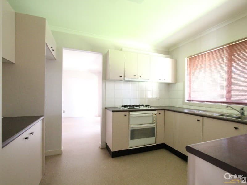 13/19  Troopers Mews, Holsworthy, NSW, 2173, Holsworthy - Thumbnail 2