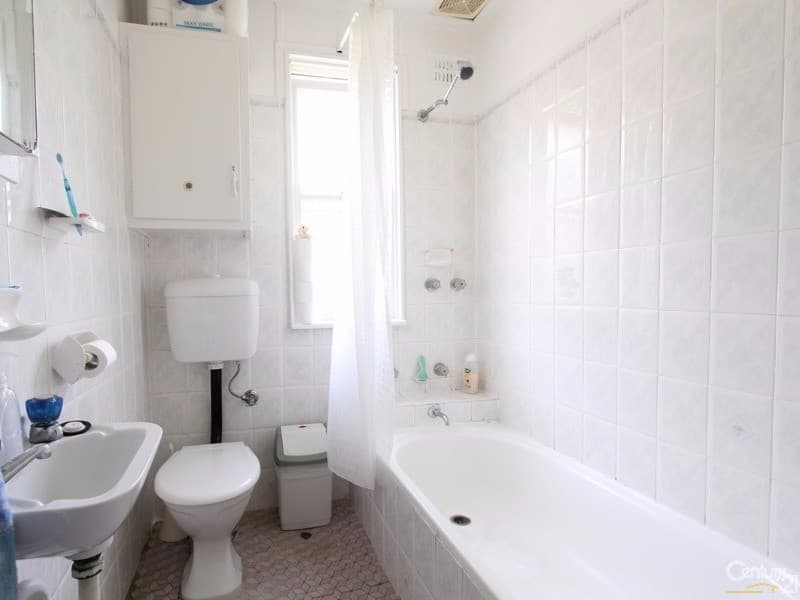 16 Armstrong Street, Ashcroft, NSW, 2168, Ashcroft - Thumbnail 4