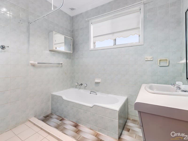 10 Ayshford Street, Casula, NSW, 2170, Casula - Thumbnail 3
