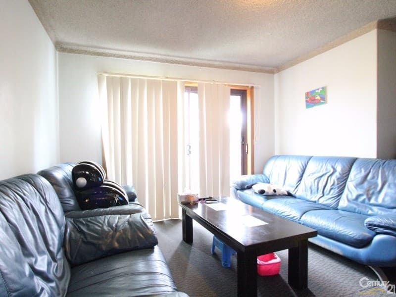 11/24 Atchinson Road, Macquarie Fields, NSW, 2564, Macquarie Fields - Thumbnail 4