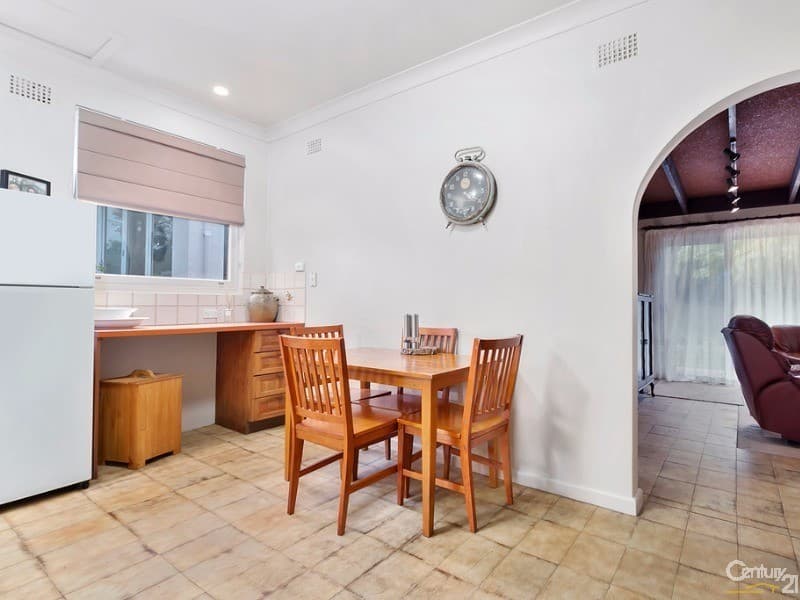 16  Macken Crescent, Oatley, NSW, 2223, Oatley - Thumbnail 3