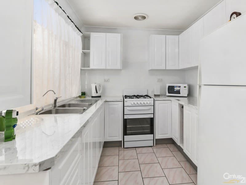5  Groundsel Avenue, Macquarie Fields, NSW, 2564, Macquarie Fields - Thumbnail 3