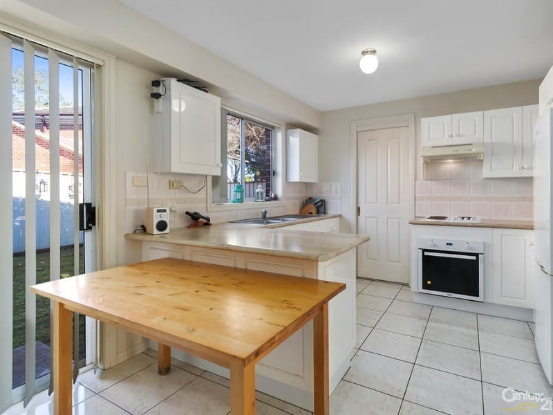 6/32 Claremont Crescent, Wattle Grove, NSW, 2173, Wattle Grove - Thumbnail 3
