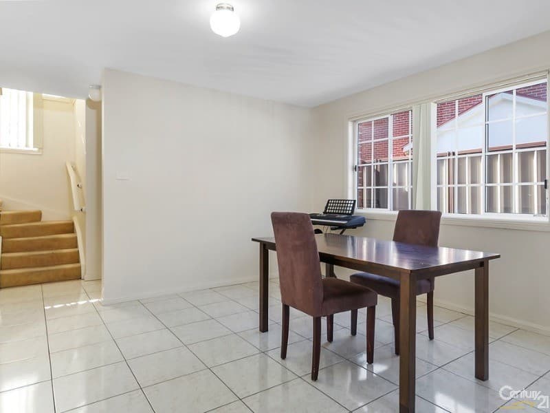 6/32 Claremont Crescent, Wattle Grove, NSW, 2173, Wattle Grove - Thumbnail 2