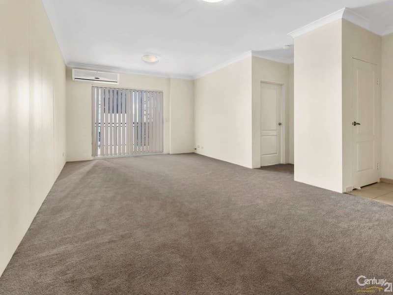 22/8-10 Browne Parade, Warwick Farm, NSW, 2170, Warwick Farm - Thumbnail 2