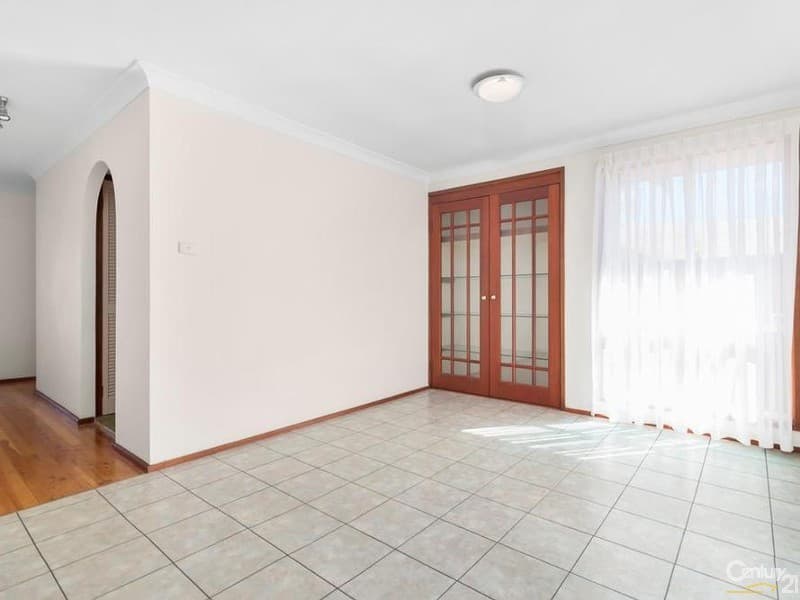 21 Aylesbury Crescent, Chipping Norton, NSW, 2170, Chipping Norton - Thumbnail 2