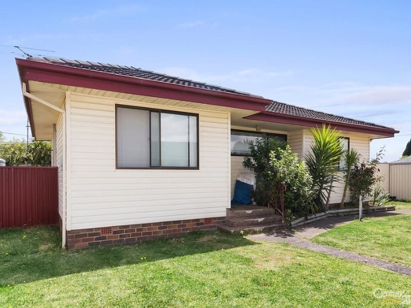 2 Kalgoorlie Place, Cartwright, NSW, 2168, Cartwright - Image 1