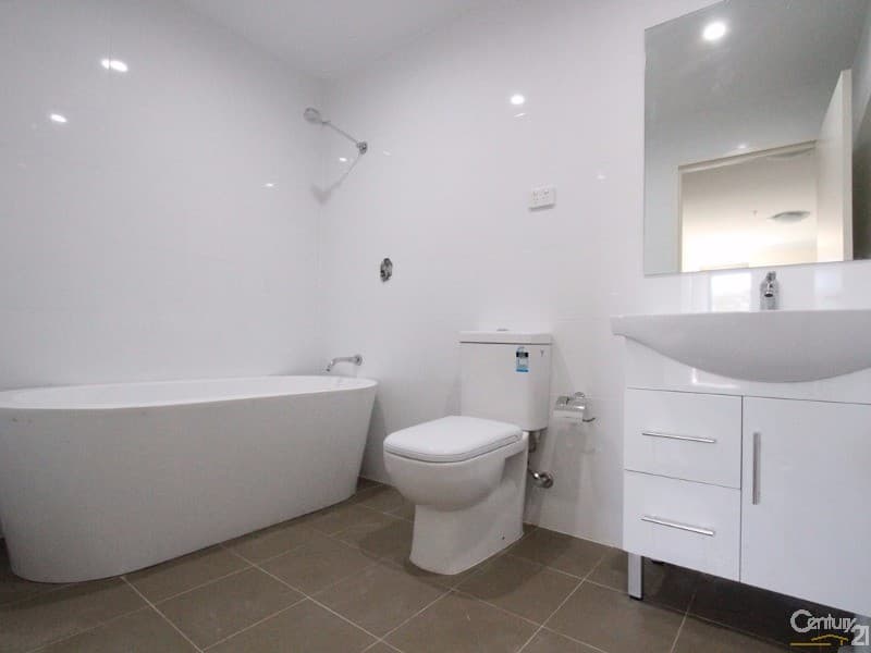 73/1 Browne Parade, Liverpool, NSW, 2170, Liverpool - Thumbnail 3
