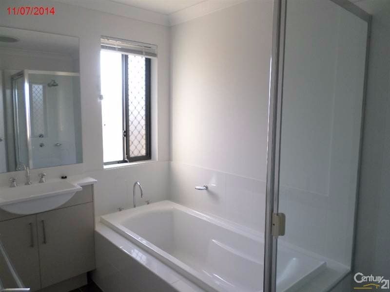 Address Withheld, Gledswood Hills, NSW, 2557, Gledswood Hills - Thumbnail 4