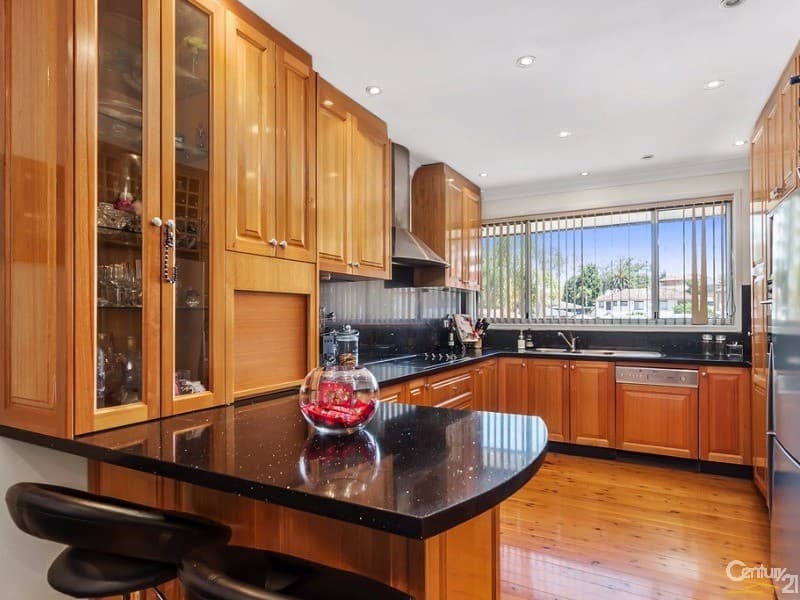 9 Phoenix Crescent, Casula, NSW, 2170, Casula - Thumbnail 2