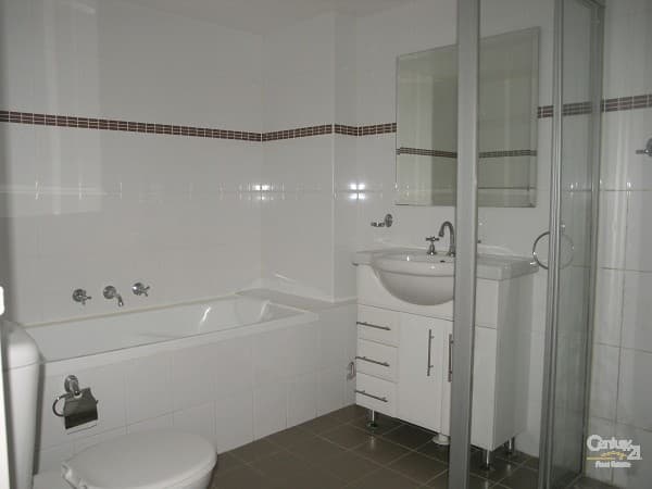 11/4-6 Lachlan Street, Liverpool, NSW, 2170, Liverpool - Thumbnail 4