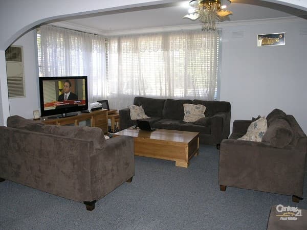 25 Hillcrest Avenue, Moorebank, NSW, 2170, Moorebank - Thumbnail 3