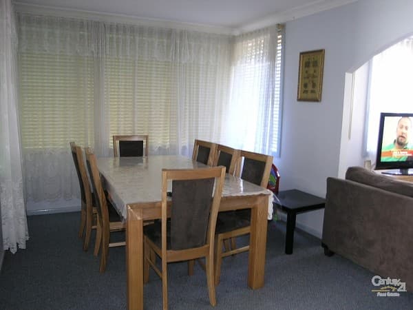25 Hillcrest Avenue, Moorebank, NSW, 2170, Moorebank - Thumbnail 4