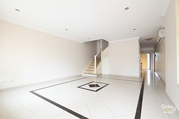 4/23-25 St Pauls Crescent, Liverpool, NSW, 2170, Liverpool - Thumbnail 2
