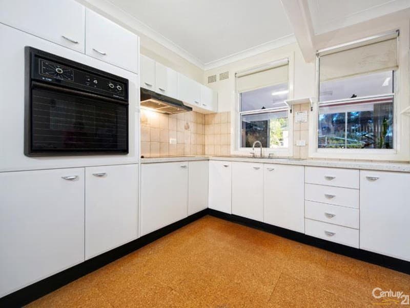 10 Nirimba Crescent, Heathcote, NSW, 2233, Heathcote - Thumbnail 4