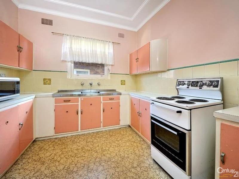 11 Lesley Avenue, Revesby, NSW, 2212, Revesby - Thumbnail 2