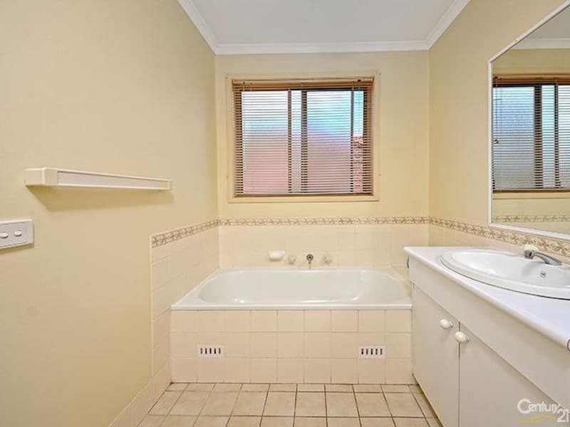 3/10 Owen Jones Row, Menai, NSW, 2234, Menai - Thumbnail 5