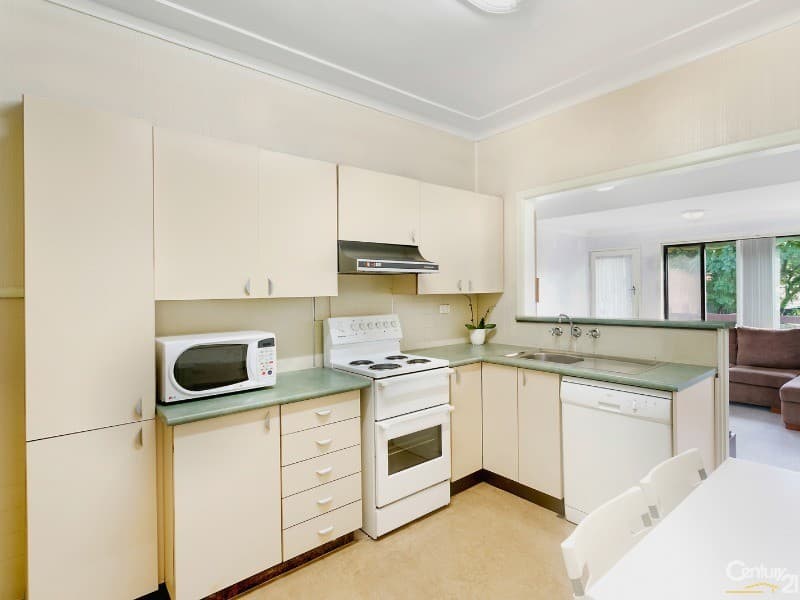 70 Seaforth Avenue, Oatley, NSW, 2223, Oatley - Thumbnail 3