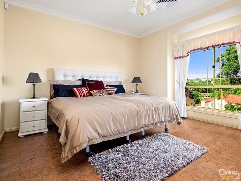 33 Moreton Road, Illawong, NSW, 2234, Illawong - Thumbnail 2