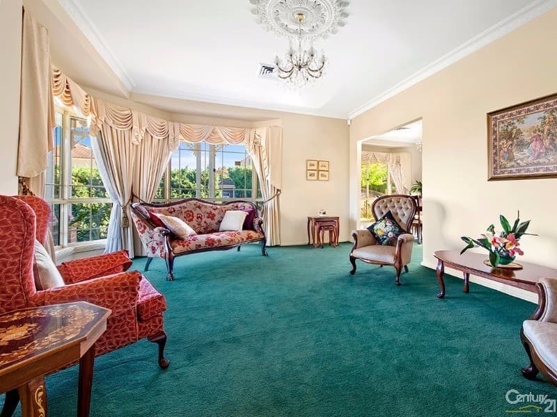 33 Moreton Road, Illawong, NSW, 2234, Illawong - Thumbnail 3