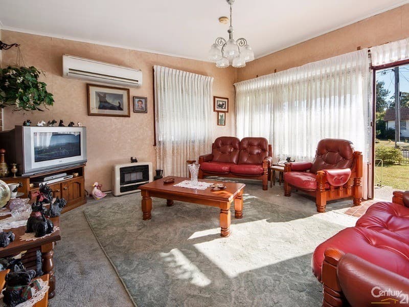 4 Charter Street, Sadleir, NSW, 2168, Sadleir - Thumbnail 3