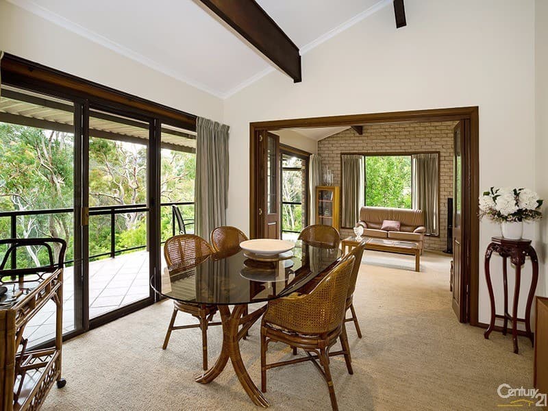 5 Charm Place, Peakhurst, NSW, 2210, Peakhurst - Thumbnail 4