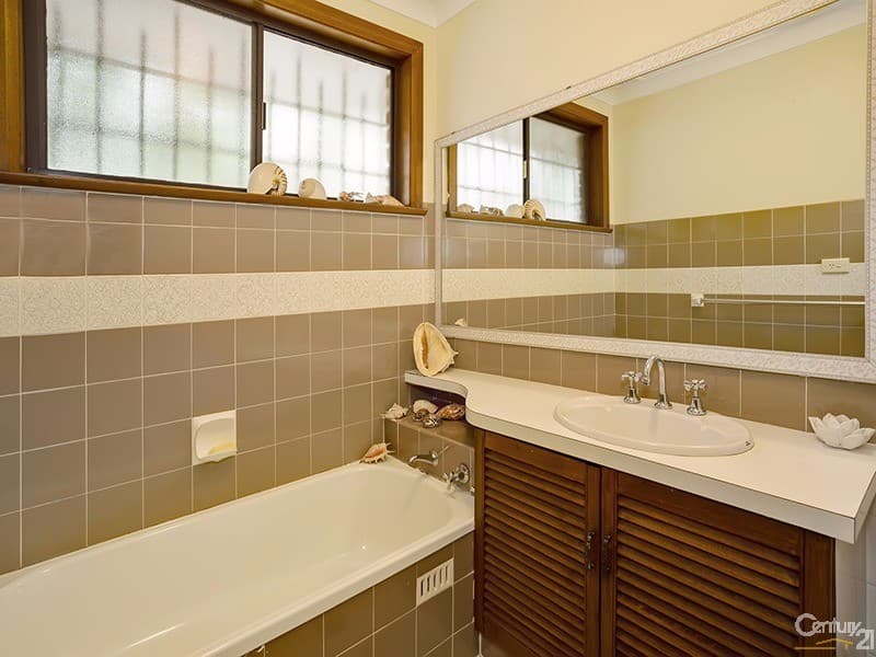 5 Charm Place, Peakhurst, NSW, 2210, Peakhurst - Thumbnail 7