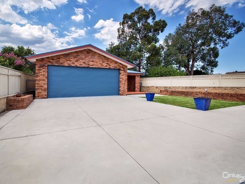 12 Harford Avenue, East Hills, NSW, 2213, East Hills - Thumbnail 3