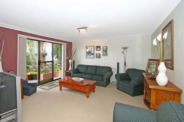 4 Hartog Place, Illawong, NSW, 2234, Illawong - Thumbnail 3