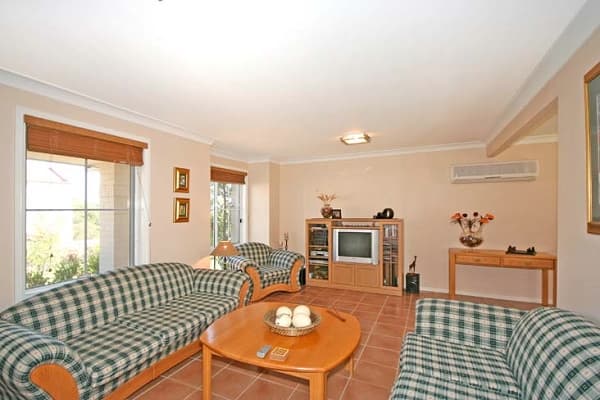 11 Peachtree Way, Menai, NSW, 2234, Menai - Thumbnail 2