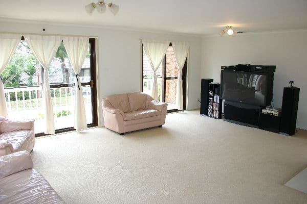 39 Jervis Drive, Illawong, NSW, 2234, Illawong - Thumbnail 2