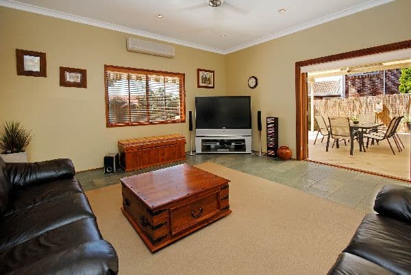 2 Mahogany Close, Alfords Point, NSW, 2234, Alfords Point - Thumbnail 2