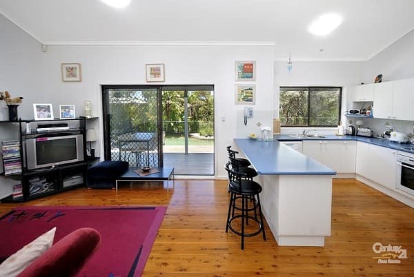 30 Jervis Drive, Illawong, NSW, 2234, Illawong - Thumbnail 3