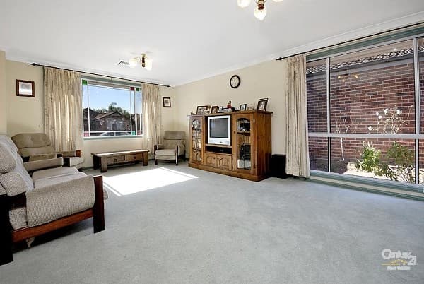8 Brownlow Court, Wattle Grove, NSW, 2173, Wattle Grove - Thumbnail 4