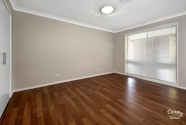 4 Panama Cl, Illawong, NSW, 2234, Illawong - Thumbnail 2