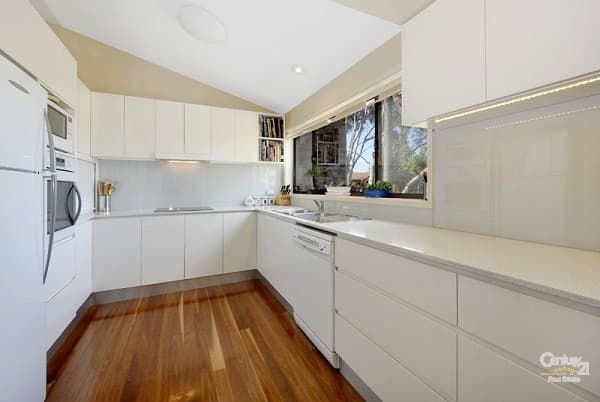 10 Ballanda Place, Bangor, NSW, 2234, Bangor - Thumbnail 3