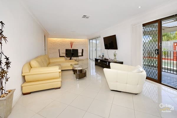 2 Lord Place, Barden Ridge, NSW, 2234, Barden Ridge - Thumbnail 3