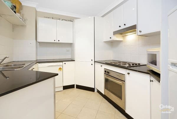 18/17-21 Mansfield Avenue, Caringbah, NSW, 2229, Caringbah - Thumbnail 2