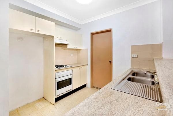 4/20 Leonay St, Sutherland, NSW, 2232, Sutherland - Thumbnail 5
