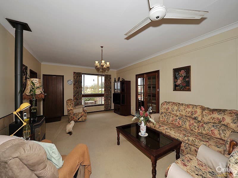 46 Queen Parade, Wannanup, WA, 6210, Wannanup - Thumbnail 5