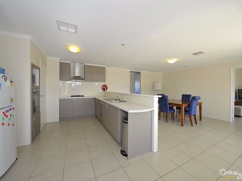 33 Maria Street, Dudley Park, WA, 6210, Dudley Park - Thumbnail 4