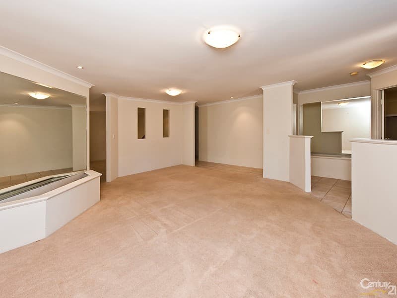 16 Oakleigh Drive, Erskine, WA, 6210, Erskine - Thumbnail 2