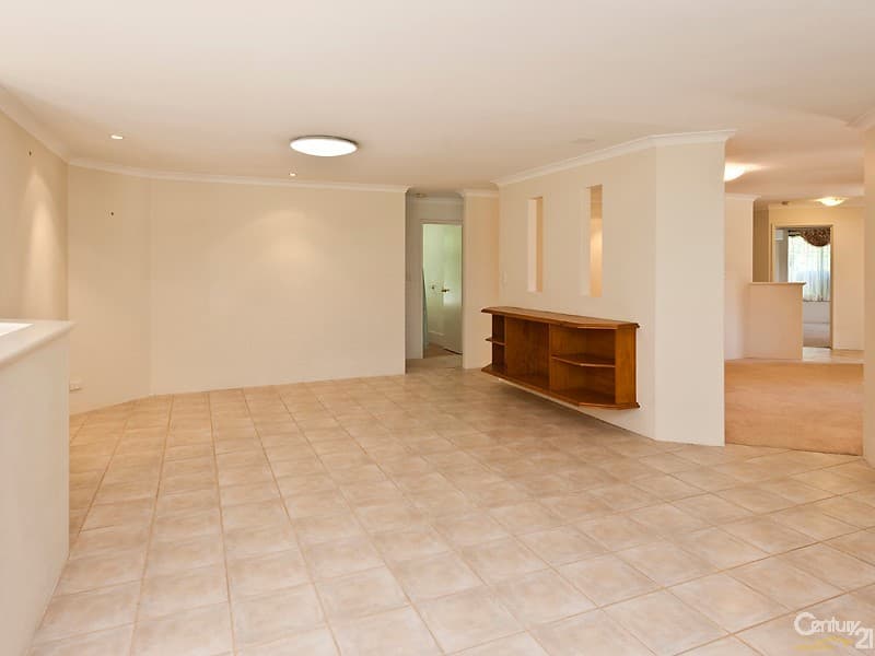 16 Oakleigh Drive, Erskine, WA, 6210, Erskine - Thumbnail 3
